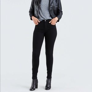 Levi’s 721 High Rise Skinny Jeans NWOT